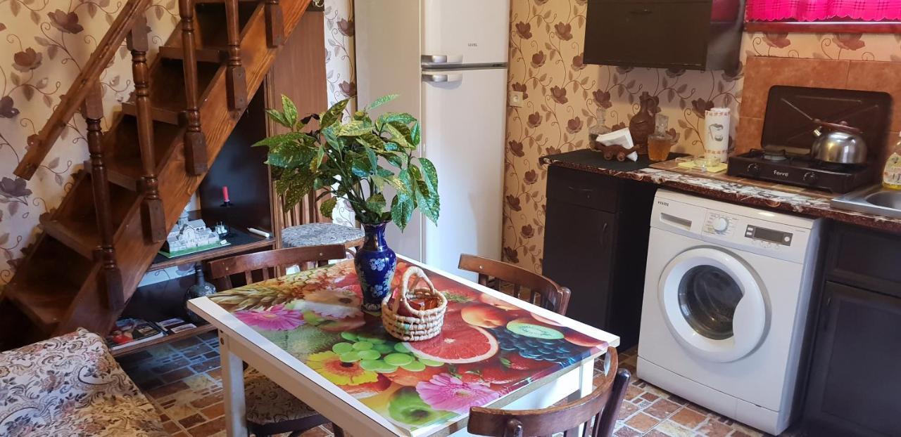 2 Santeli Turn Guest House Tbilisi Luaran gambar
