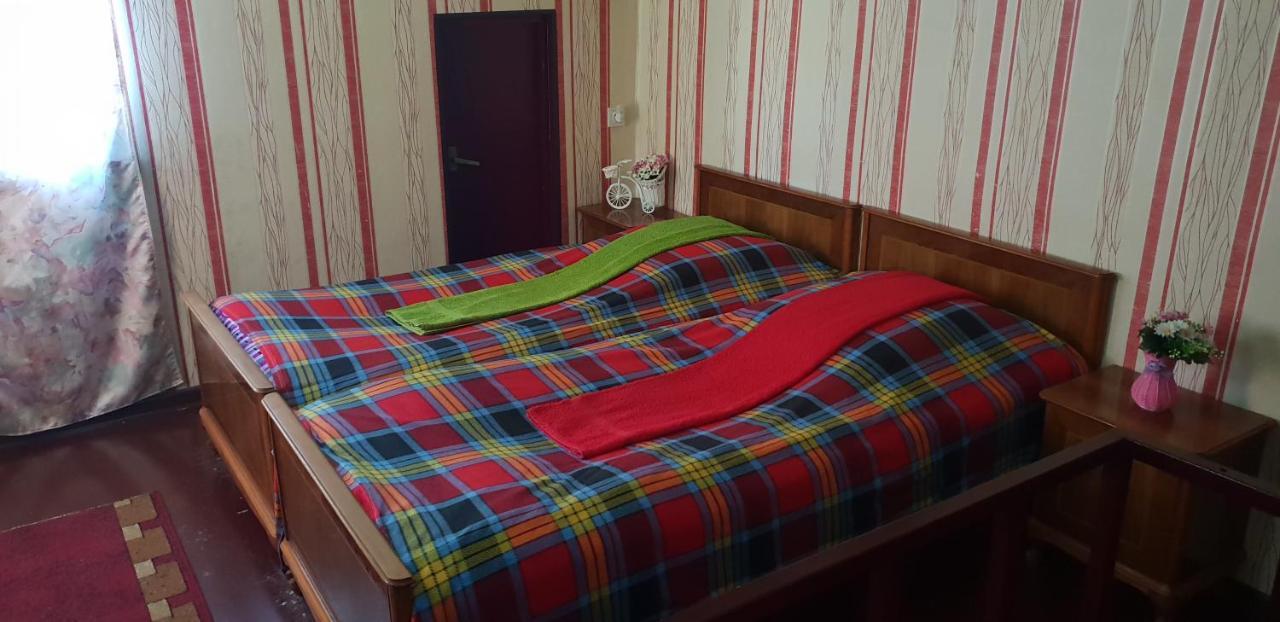 2 Santeli Turn Guest House Tbilisi Luaran gambar